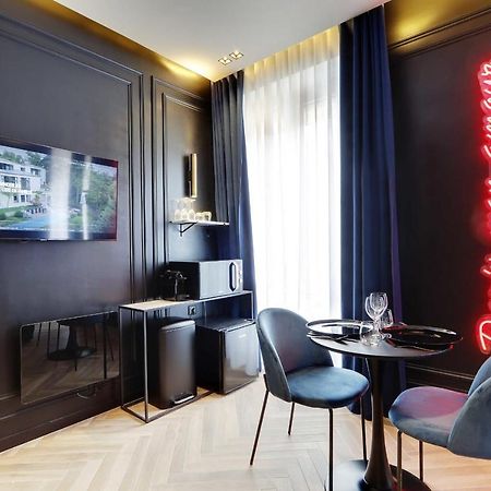 Couples Getaway Unit With Jacuzzi - City Center 巴黎 外观 照片